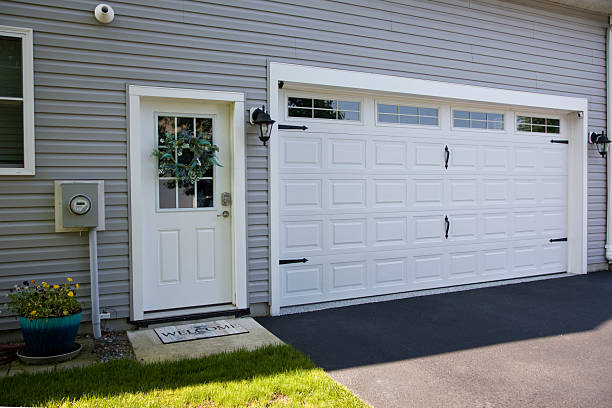 24/7 Emergency Garage Door Panel Replacement experts in Lumberton, NC